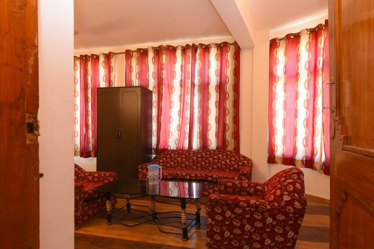 Hotel Kalinga Intercontinental Manali Buitenkant foto