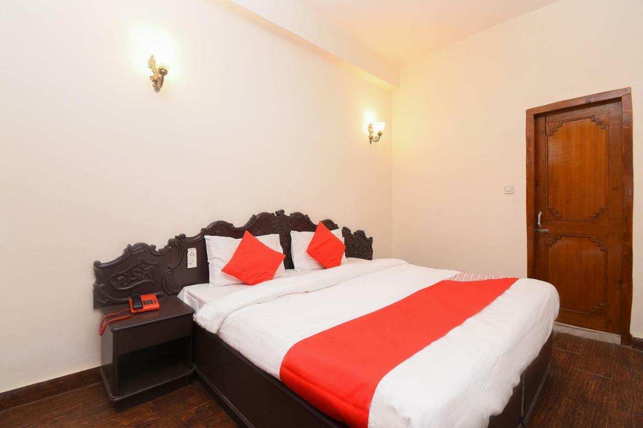 Hotel Kalinga Intercontinental Manali Buitenkant foto