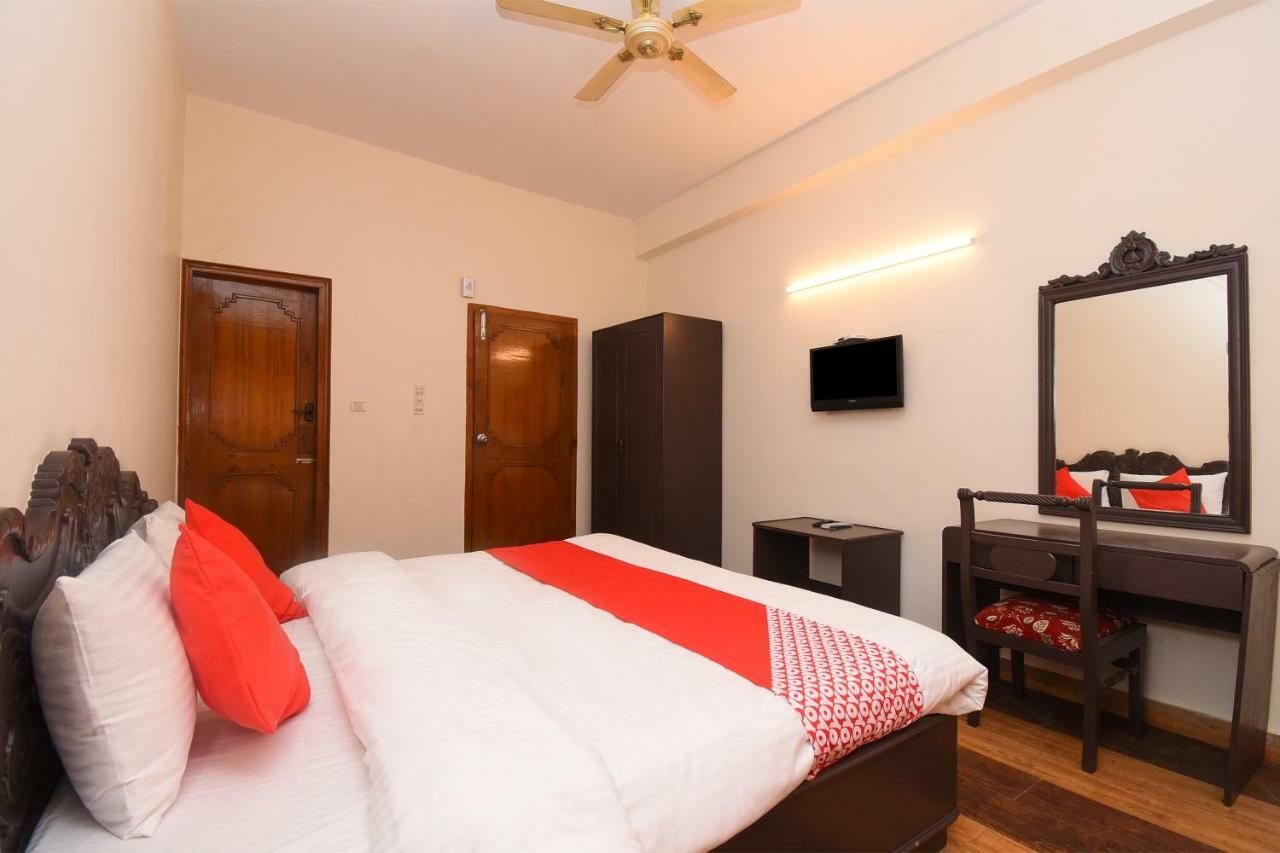Hotel Kalinga Intercontinental Manali Buitenkant foto