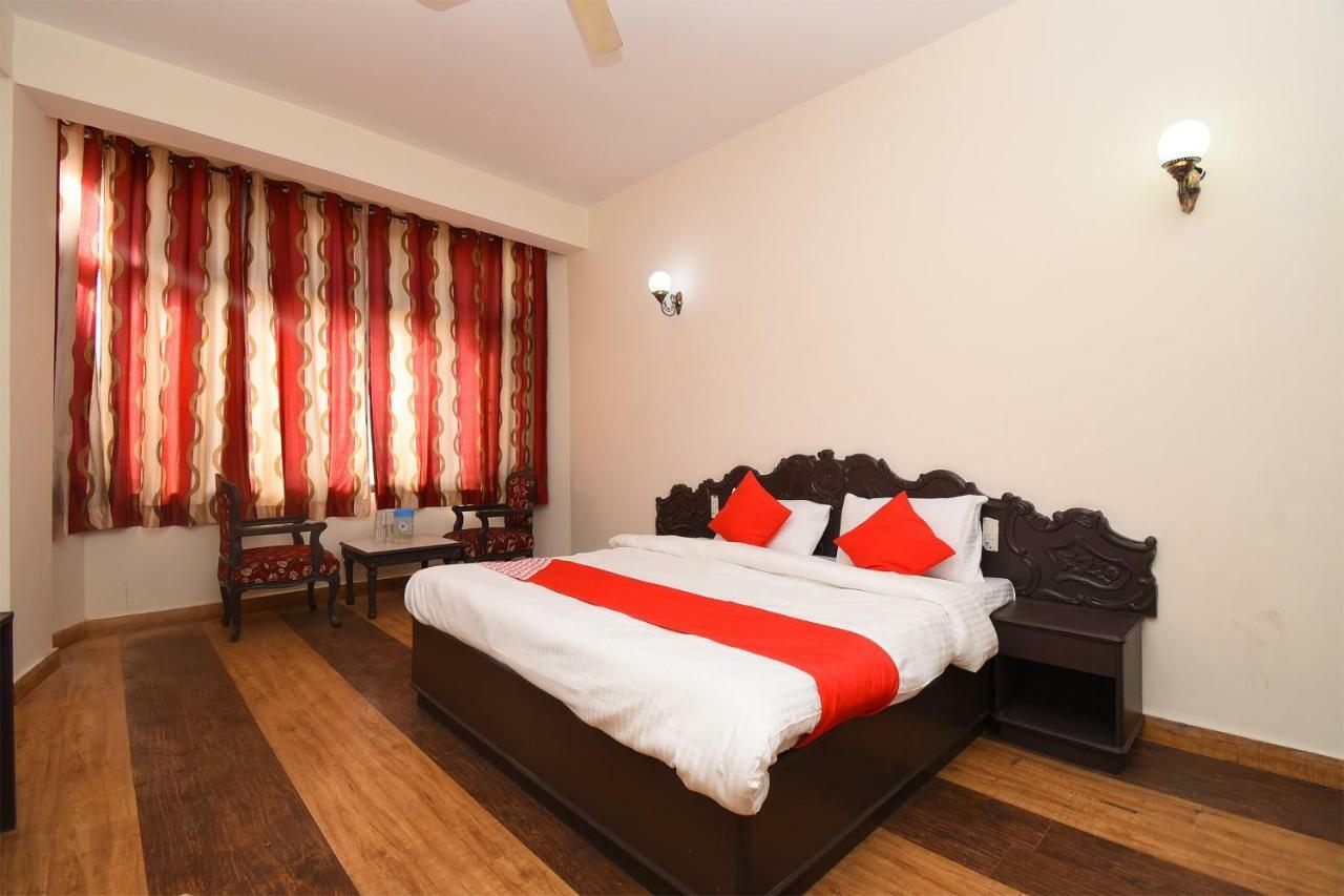 Hotel Kalinga Intercontinental Manali Buitenkant foto